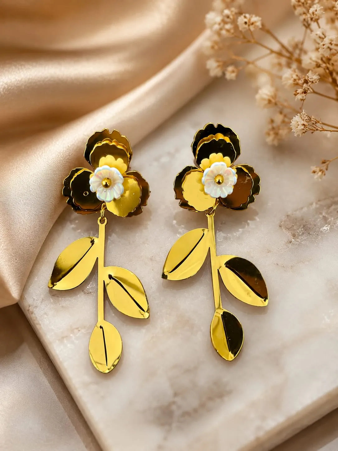Daisy Dangle Drop Earrings