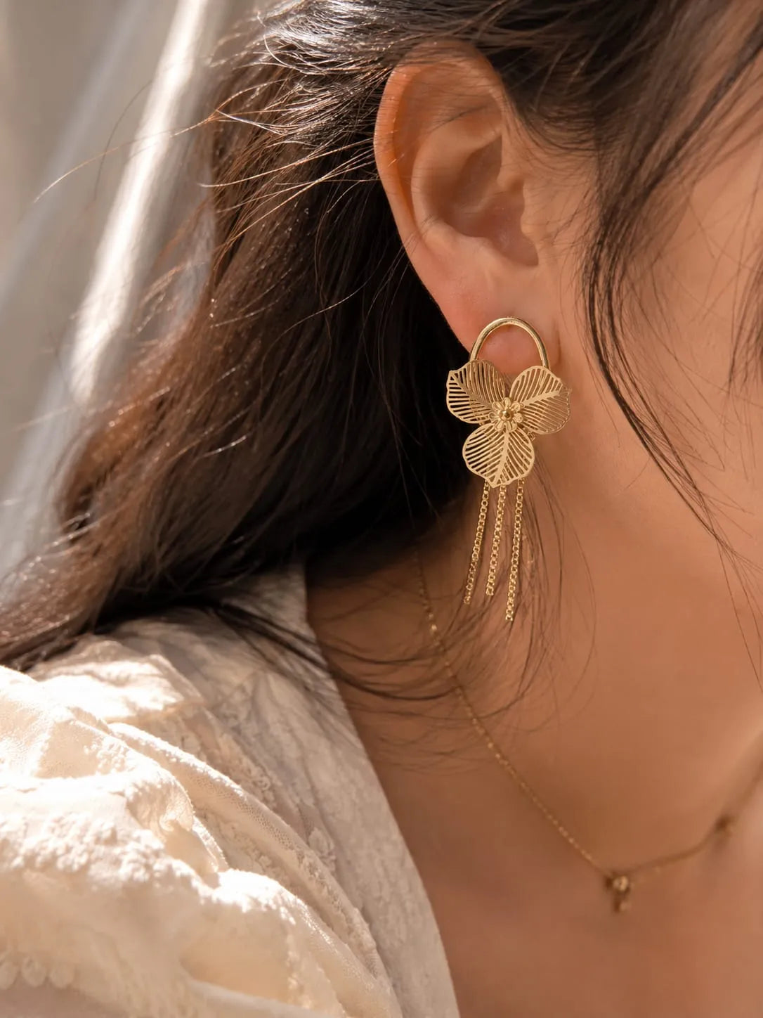 Golden Tassel Petal Earrings